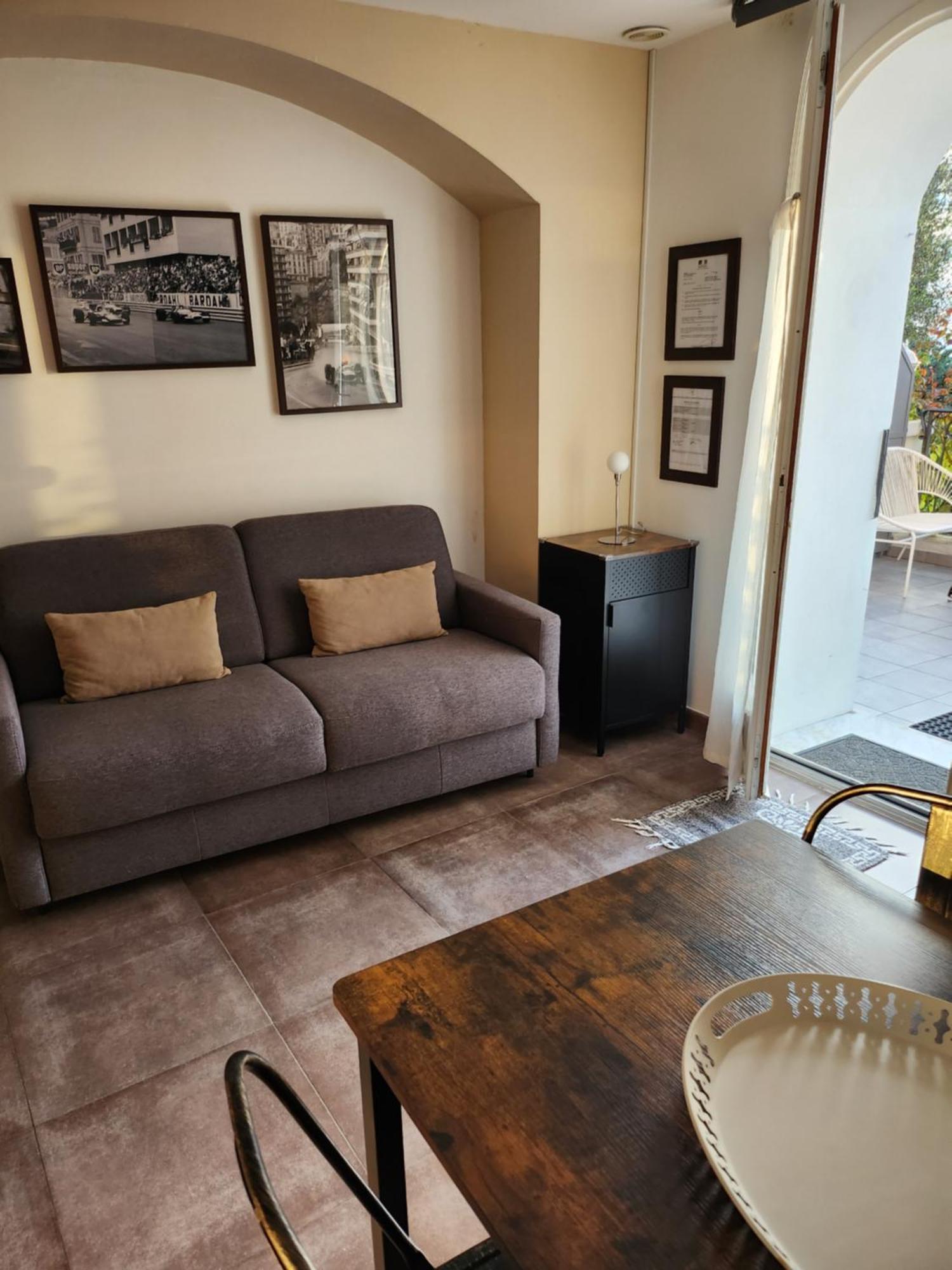 Le Mas D'Angeline, Vue Mer, Jardin Commun, Parking, Voiture Requise, 10 Min En Voiture De Monaco, Route Etroite, Pente Raide, Croisement Limite, Sea View, Shared Garden, Parking, Car Required, 10 Min Drive From Monaco, Narrow Steep Road, Limited Pass Beausoleil Exterior foto