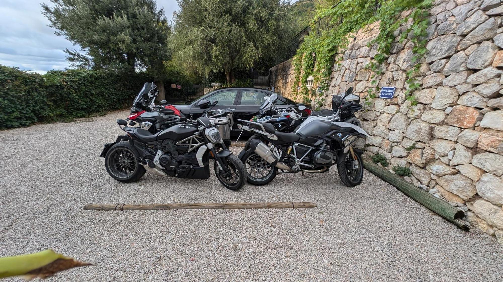 Le Mas D'Angeline, Vue Mer, Jardin Commun, Parking, Voiture Requise, 10 Min En Voiture De Monaco, Route Etroite, Pente Raide, Croisement Limite, Sea View, Shared Garden, Parking, Car Required, 10 Min Drive From Monaco, Narrow Steep Road, Limited Pass Beausoleil Exterior foto