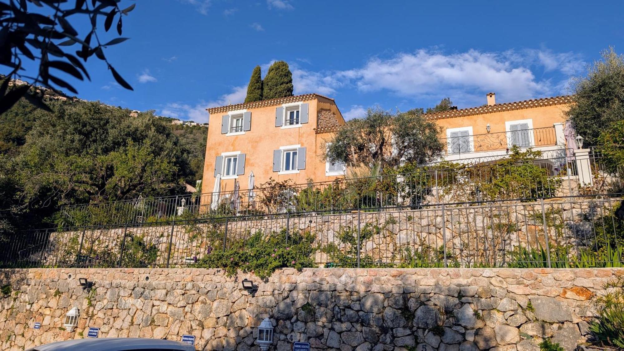 Le Mas D'Angeline, Vue Mer, Jardin Commun, Parking, Voiture Requise, 10 Min En Voiture De Monaco, Route Etroite, Pente Raide, Croisement Limite, Sea View, Shared Garden, Parking, Car Required, 10 Min Drive From Monaco, Narrow Steep Road, Limited Pass Beausoleil Exterior foto