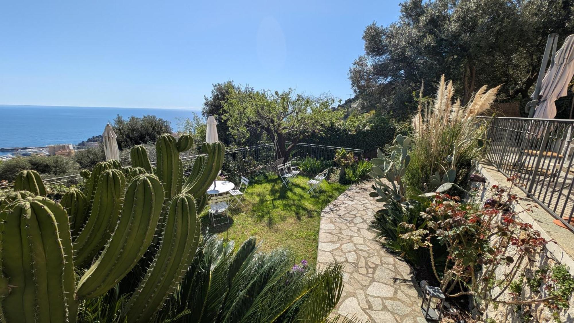 Le Mas D'Angeline, Vue Mer, Jardin Commun, Parking, Voiture Requise, 10 Min En Voiture De Monaco, Route Etroite, Pente Raide, Croisement Limite, Sea View, Shared Garden, Parking, Car Required, 10 Min Drive From Monaco, Narrow Steep Road, Limited Pass Beausoleil Exterior foto