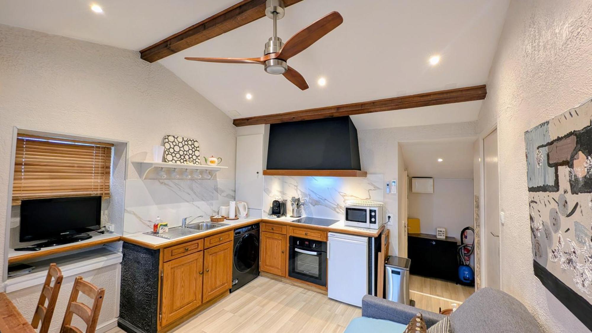 Le Mas D'Angeline, Vue Mer, Jardin Commun, Parking, Voiture Requise, 10 Min En Voiture De Monaco, Route Etroite, Pente Raide, Croisement Limite, Sea View, Shared Garden, Parking, Car Required, 10 Min Drive From Monaco, Narrow Steep Road, Limited Pass Beausoleil Exterior foto