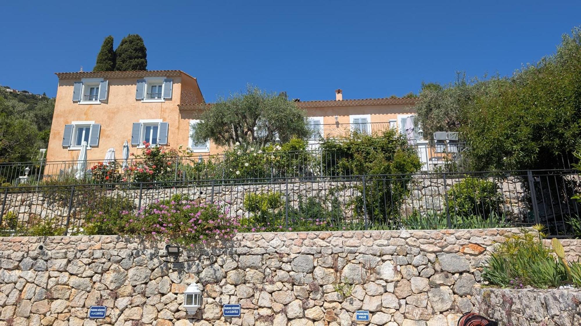 Le Mas D'Angeline, Vue Mer, Jardin Commun, Parking, Voiture Requise, 10 Min En Voiture De Monaco, Route Etroite, Pente Raide, Croisement Limite, Sea View, Shared Garden, Parking, Car Required, 10 Min Drive From Monaco, Narrow Steep Road, Limited Pass Beausoleil Exterior foto