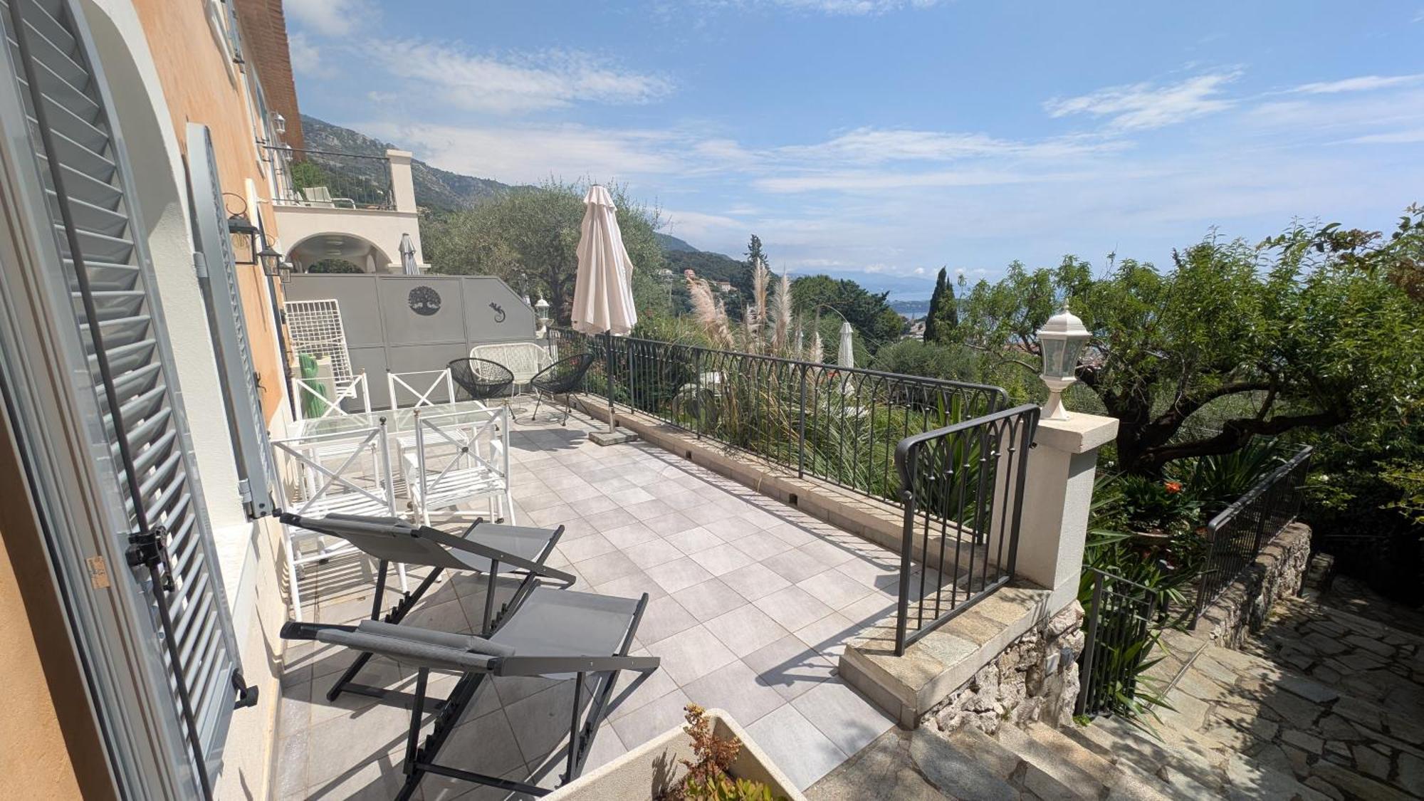 Le Mas D'Angeline, Vue Mer, Jardin Commun, Parking, Voiture Requise, 10 Min En Voiture De Monaco, Route Etroite, Pente Raide, Croisement Limite, Sea View, Shared Garden, Parking, Car Required, 10 Min Drive From Monaco, Narrow Steep Road, Limited Pass Beausoleil Exterior foto